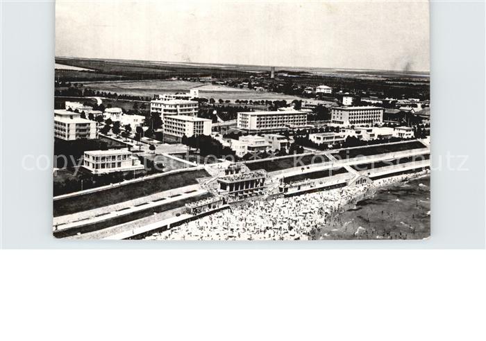 Eforie Nord Vile pe malul marii