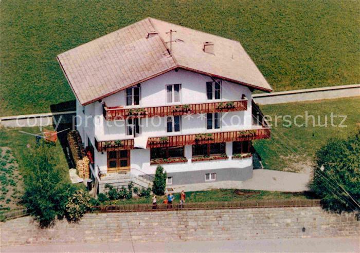 Jerzens Gaestehaus Claudia Fliegeraufnahme Isalbella Grutsch