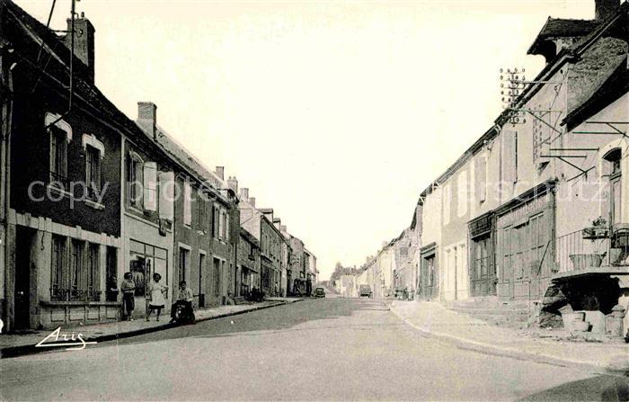 Genouilly Saone-et-Loire Grande Rue