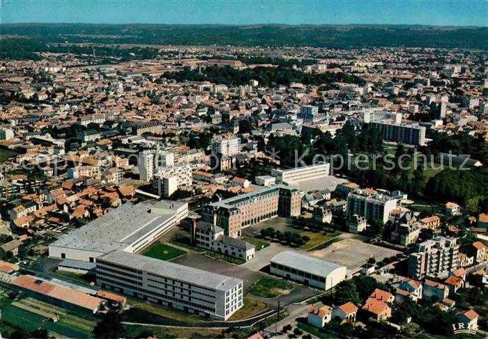 Tarbes Vue du ciel cite moderne industrielle