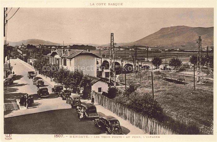 HENDAYE 64 Pyrenees-Atlantiques Les Trois Ponts au fond l'espagne