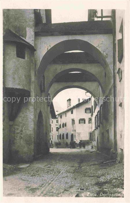 Zuoz Maloja GR Dorfpartie