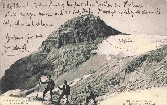 Sulzfluh 2820m GR Gipfel der Sulzfluh mit Gletscher Bergsteiger