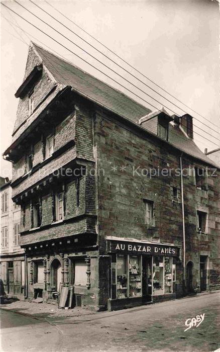 Carhaix-Plouguer Chateaulin 29 Finistere Vieilles Maisons du XVe siècle Rue Augu
