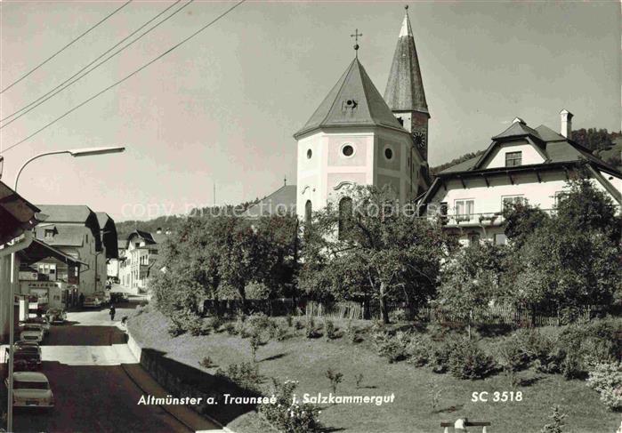 Altmuenster Traunsee Gmunden Oberoesterreich AT Motiv mit Kirche