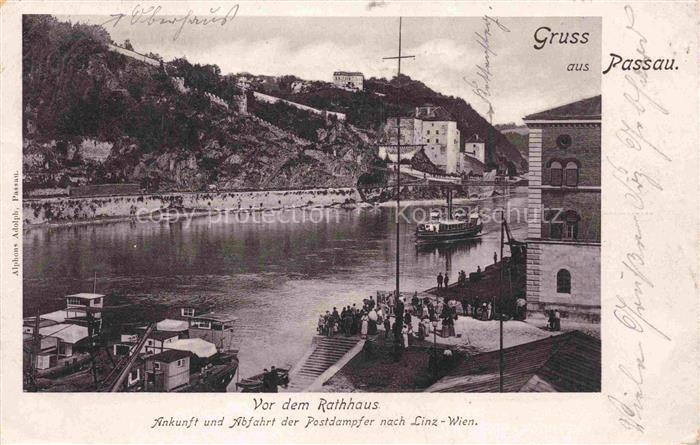 PAssAU Bayern Vor dem Rathaus Ankunft und Abfahrt der Postdampfer nach Linz-Wien
