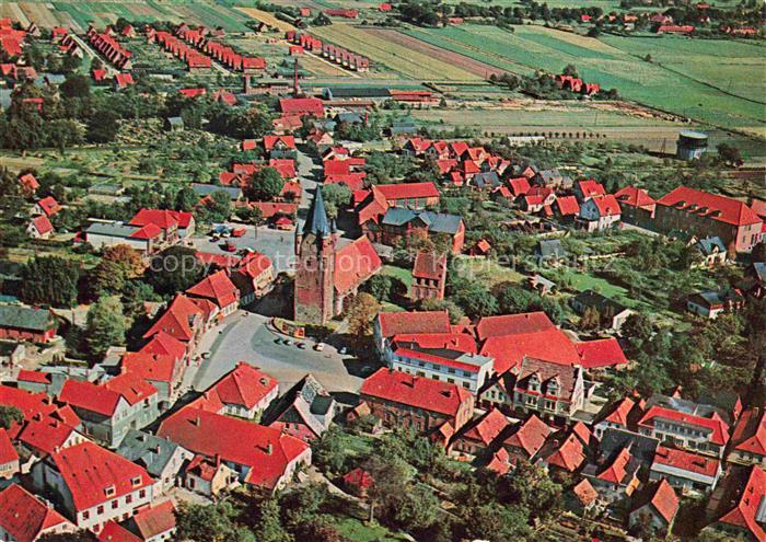 Westerstede Ammerland Niedersachsen Marktplatz mit Kirche