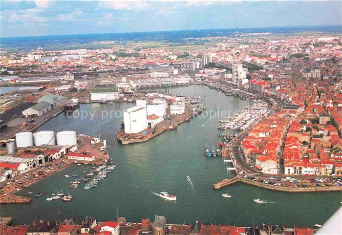 Les Sables-d Olonne 85 Vue aérienne du port