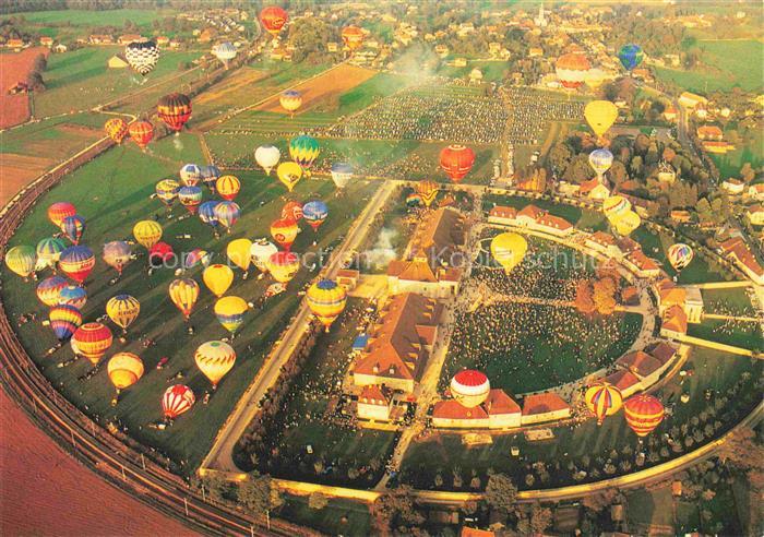 Arc-et-Senans 25 Doubs La Fête 80 ballons en 1 jour vue aérienne