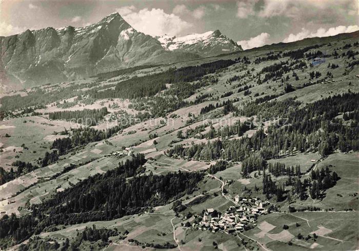 Praez-Dalin Heinzenberg Hinterrhein GR Panorama Blick auf Piz Beverin und Brusch