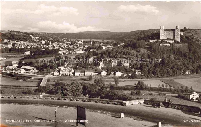 Eichstaett Oberbayern Gesamtansicht mit Willibaldsburg