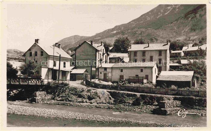 L Argentiere-la-Bessee Quartier du Pont