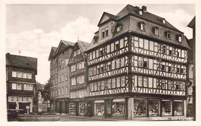 Herborn Hessen Marktplatz Fachwerkhaeuser