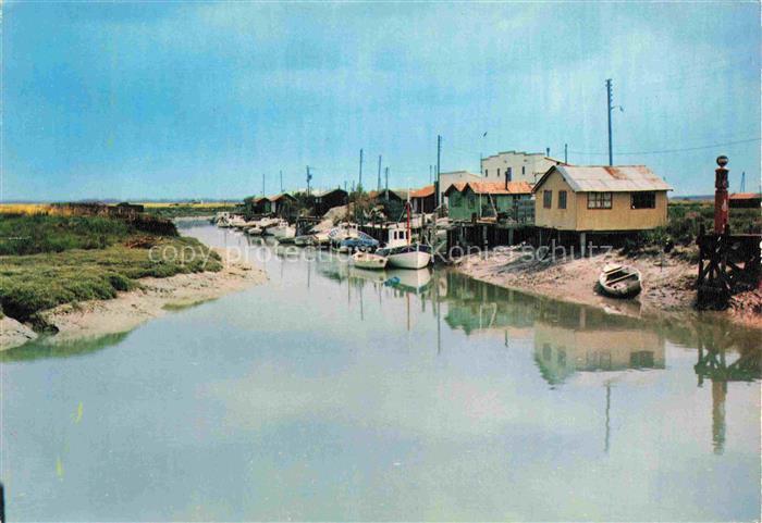 Mornac-sur-Seudre Rochefort 17 Charente-Maritime Le Chenal L'entree du port