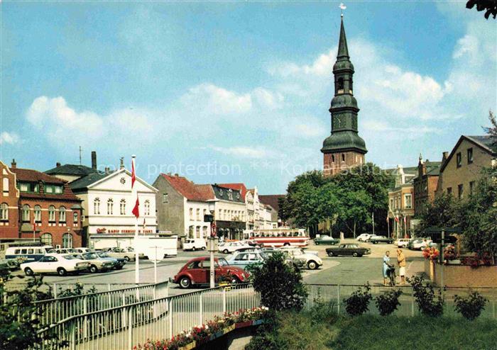 Toenning Nordseebad Markt mit St Laurentius Kirche