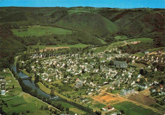 Waldbreitbach Wiedtal Neuwied Rheinland-Pfalz Fliegeraufnahme im Naturpark Rhein