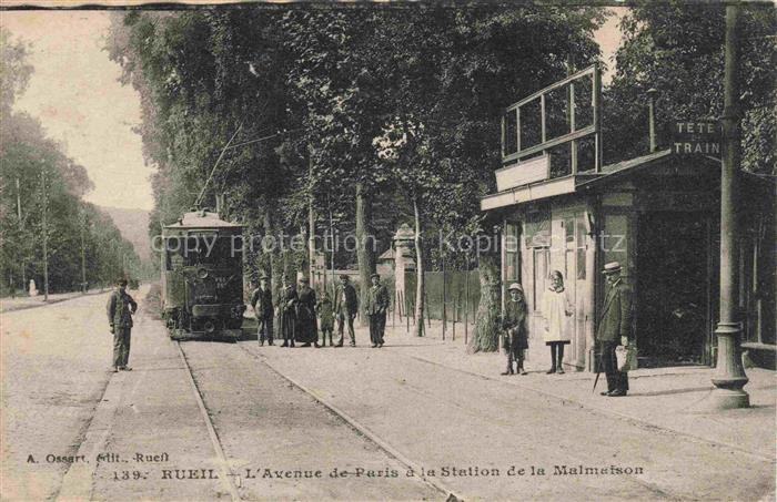RUEIL-MALMAISON 92 Hauts-de-Seine Avenue de Paris a la Station de la Malmaison