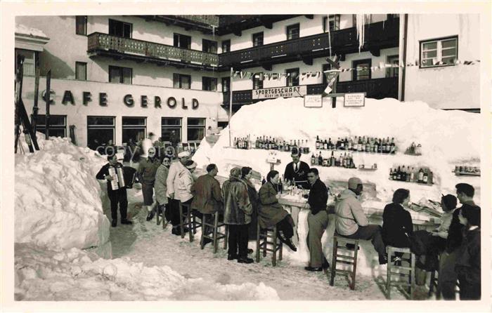 Hochsoelden oetztal Tirol AT Eis Bar vor dem Berghotel Hochsoelden