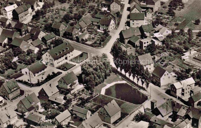 Kinzenbach Heuchelheim GIEssEN Hessen Weiher und Gemeinschaftshaus