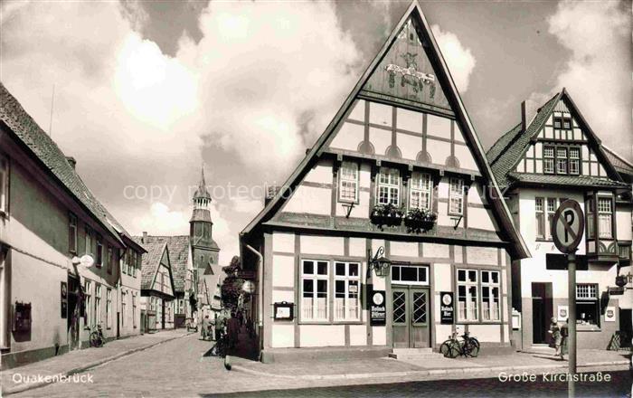 Quakenbrueck Niedersachsen Grosse Kirchstrasse Altstadt Fachwerkhaeuser Kirche