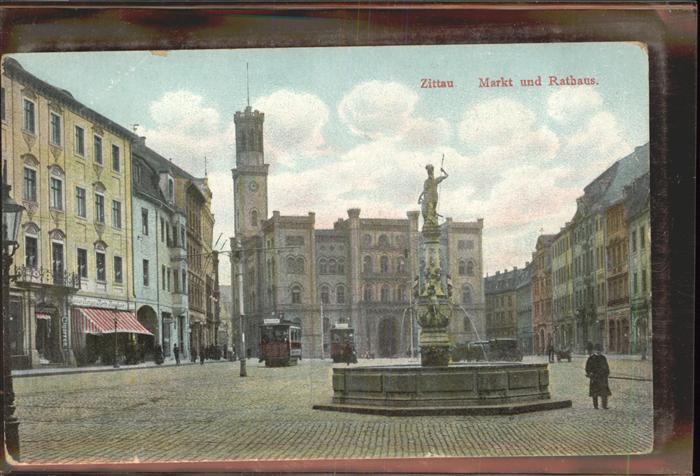 Zittau Markt Rathaus Brunnen Strassenbahn