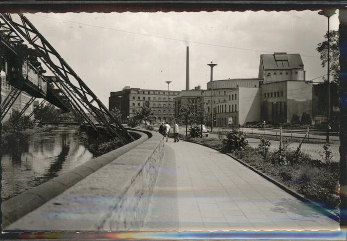 WUPPERTAL NRW Opernhaus Schwebebahn