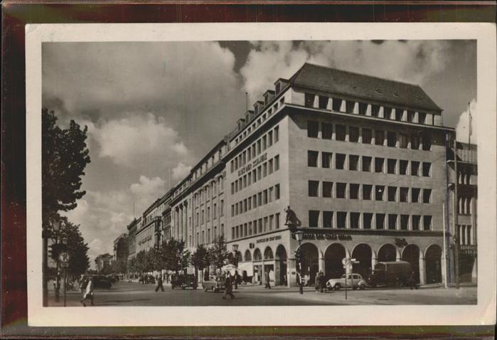 BERLIN  CITY Unter den Linen Haus der Schweiz