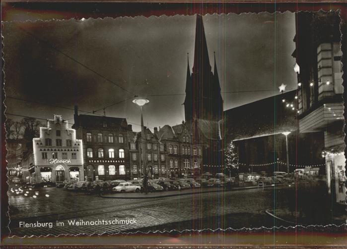 Flensburg bei Nacht Weihnachtsbeleuchtung Autos