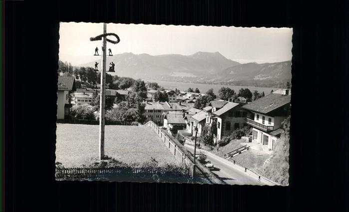 Gmund Tegernsee Ortsblick Maibaum