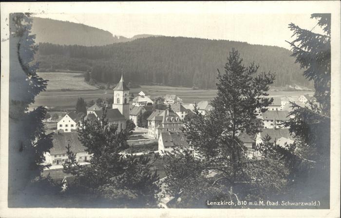 Lenzkirch Hochschwarzwald BW Blick vom Waldrand Kirche
