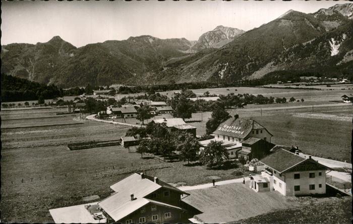 Mettenham Gasthof zur Zellerwand