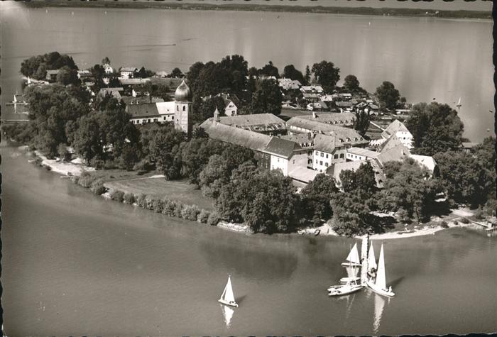 Fraueninsel Chiemsee Kloster Frauenwoerth Segelboot Fliegeraufnahme