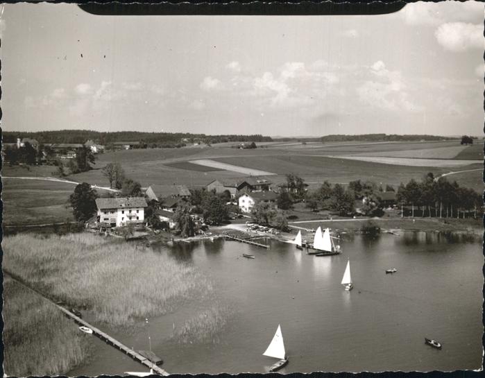Chiemsee Bayern Gasthaus Anlegesteg Segelboot Fliegeraufnahme