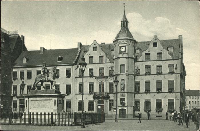 DuessELDORF  CITY Rathaus Jan Wellem-Denkmal