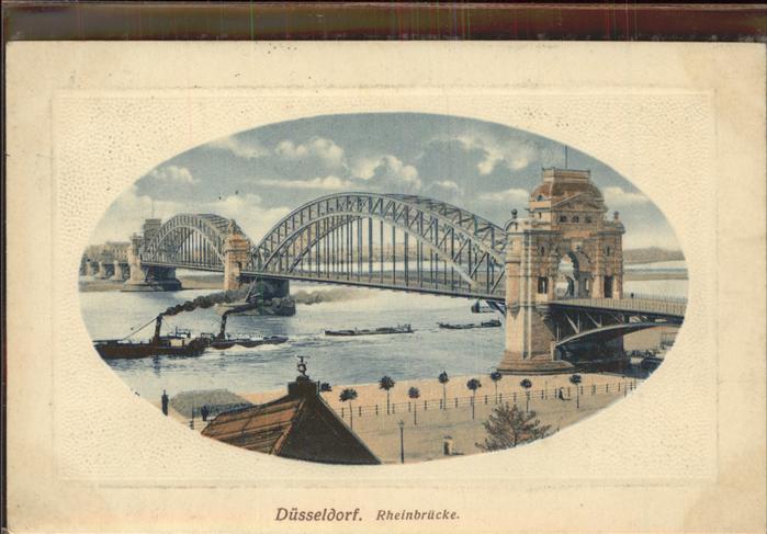 DuessELDORF  CITY Rheinbruecke Schiffe