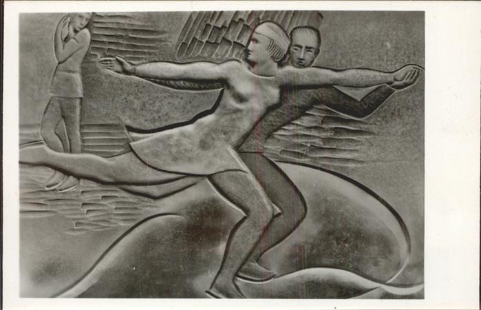 DuessELDORF  CITY Schlittschuhlauf im Eisstadion Bildhauer Erich Kuhn