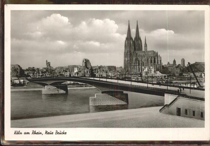 Koeln Rhein Dom und zerstörte Innenstadt