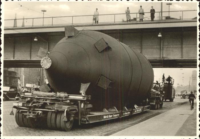 Koeln Rhein Baum Transporte