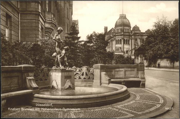 DuessELDORF  CITY Knabenbrunnen am Hohenzollern Gymnasium