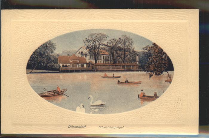 Duesseldorf Schwanenspiegel Ruderboote