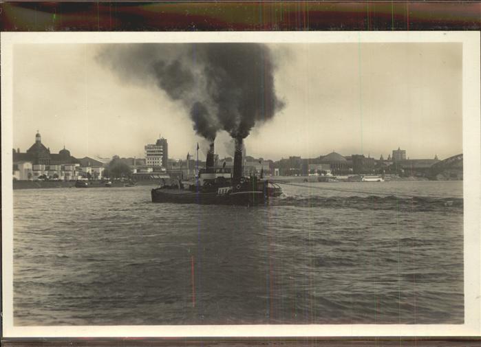 Dampfer Binnenschifffahrt Rheinfront Düsseldorf