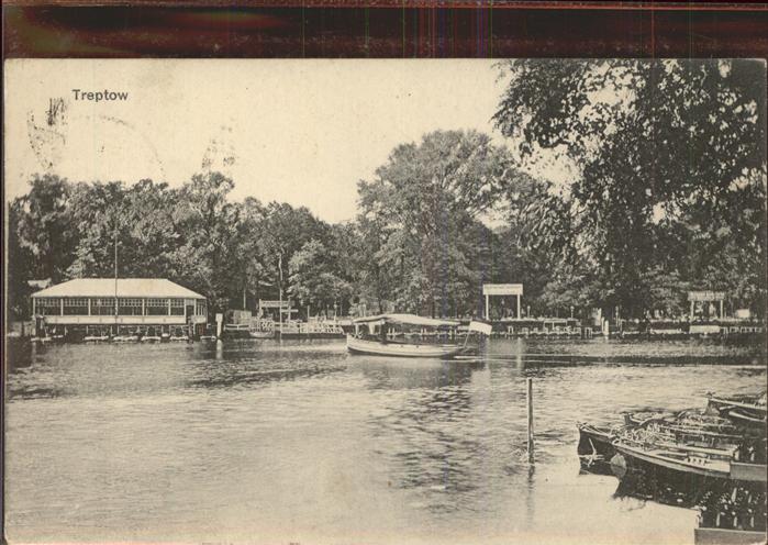 Treptow Berlin an der Spree Boot