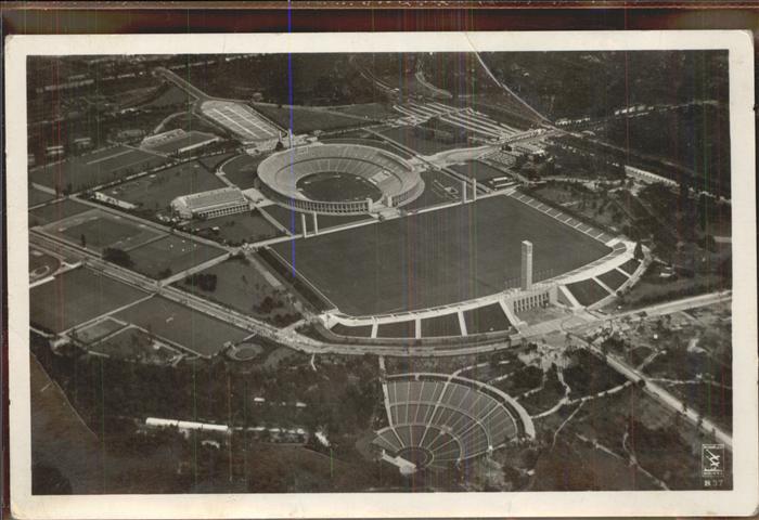 BERLIN  CITY Luftaufnahme vom Reichssportfeld mit Dietrich-Eckardt-Freilichtbueh
