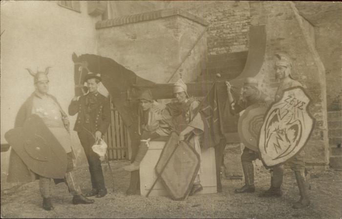 Kaltenhausen Ritterspiele Theateraufführung Pferd