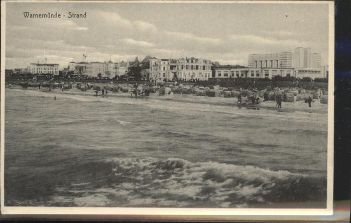 Warnemuende Ostseebad Strand mit Villen (Sauberer Werbestempe