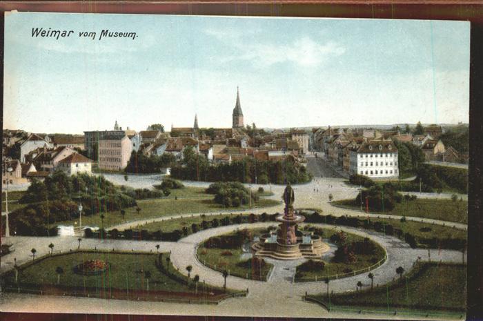 Weimar Thueringen Museumsplatz Denkmal