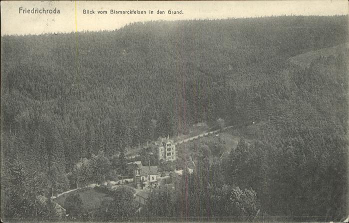 Friedrichroda Blick vom Bismarckfelsen in den Grund