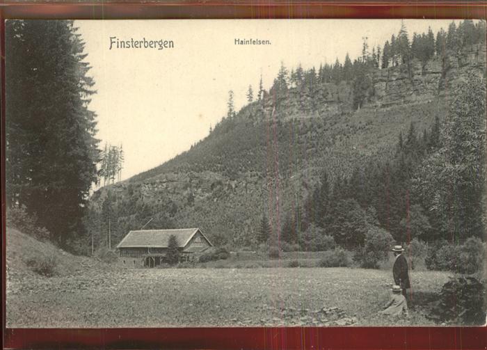 Finsterbergen Blockhütte mit Hainfelsen