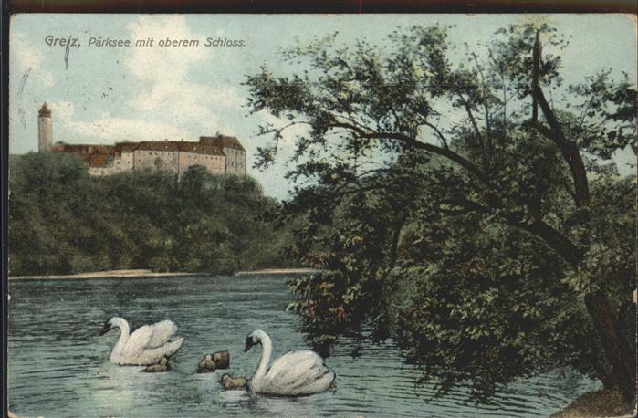 Greiz Thueringen Parksee mit oberem Schloss