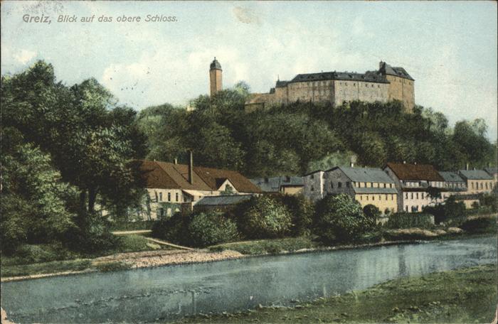 Greiz Thueringen Uferpartie an der Elster Oberes Schloss